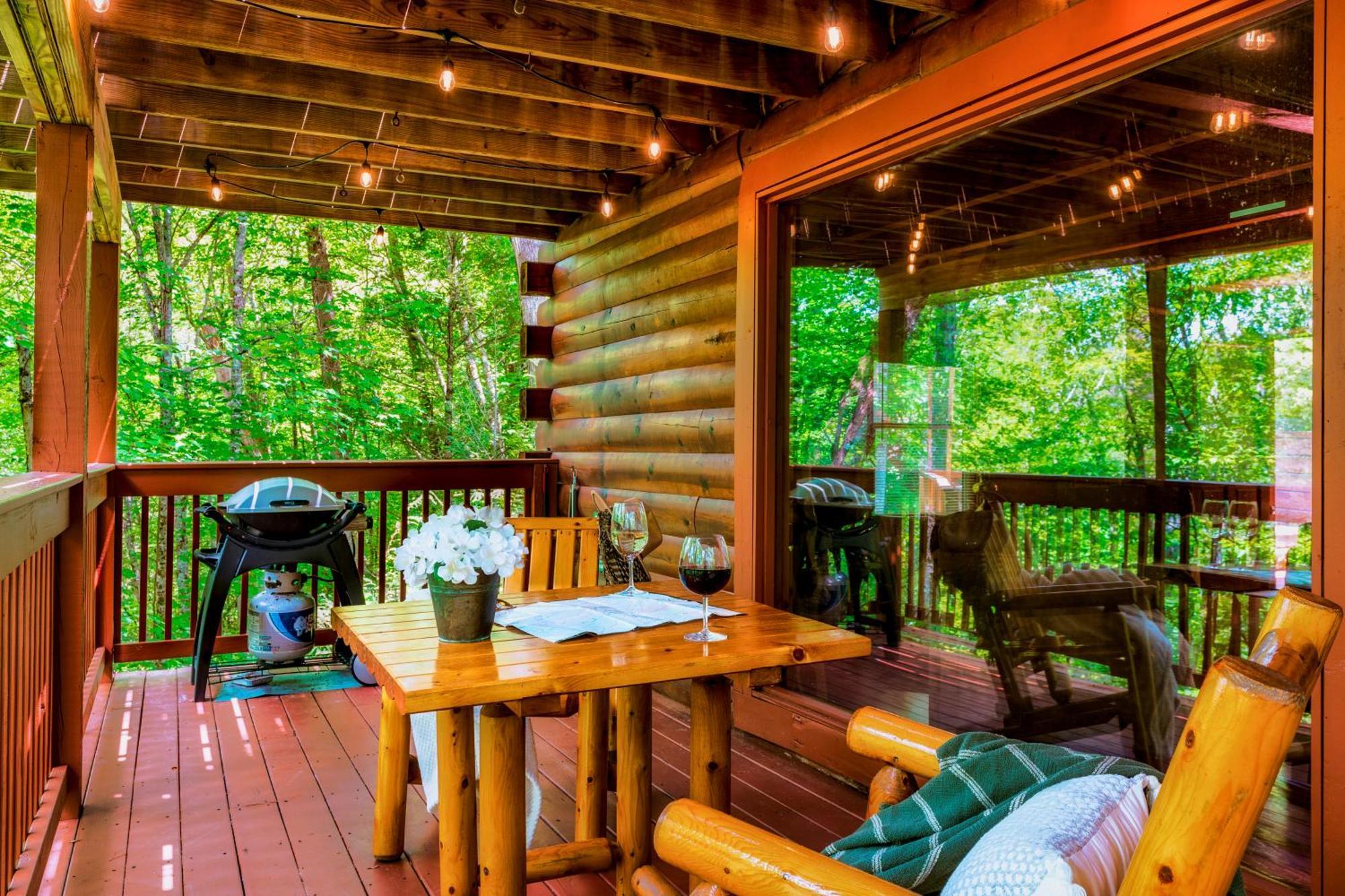 Cabin In A Gated Resort With Seasonal Resort Pool Pigeon Forge Luaran gambar
