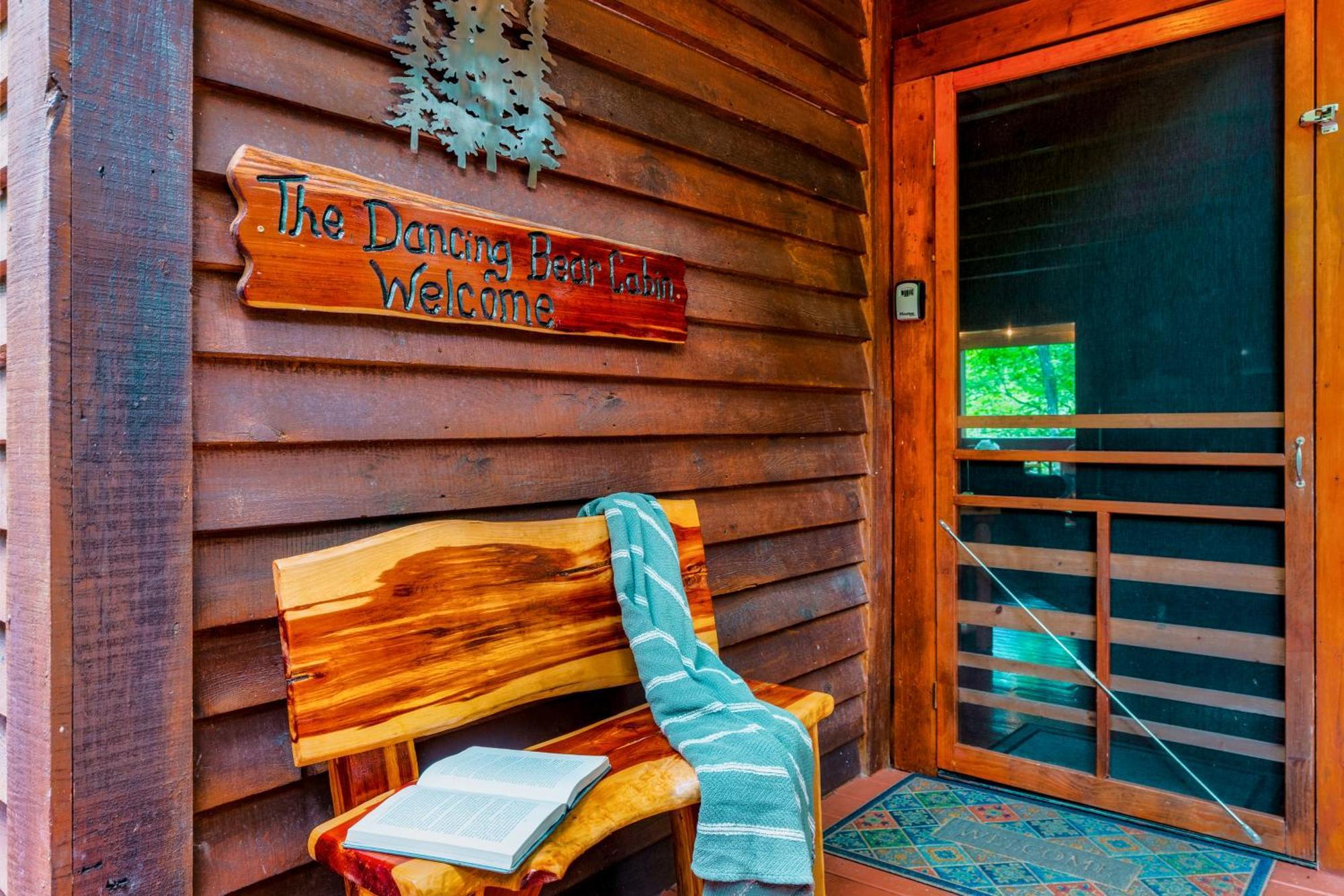 Cabin In A Gated Resort With Seasonal Resort Pool Pigeon Forge Luaran gambar