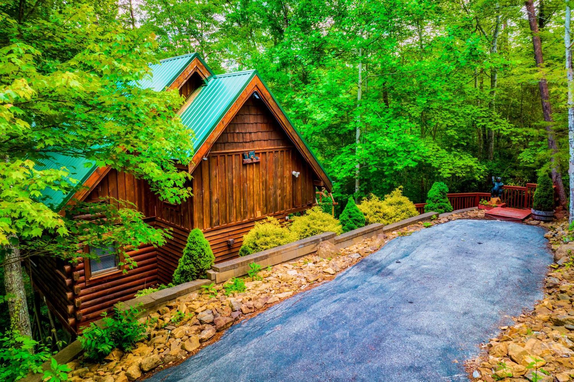 Cabin In A Gated Resort With Seasonal Resort Pool Pigeon Forge Luaran gambar