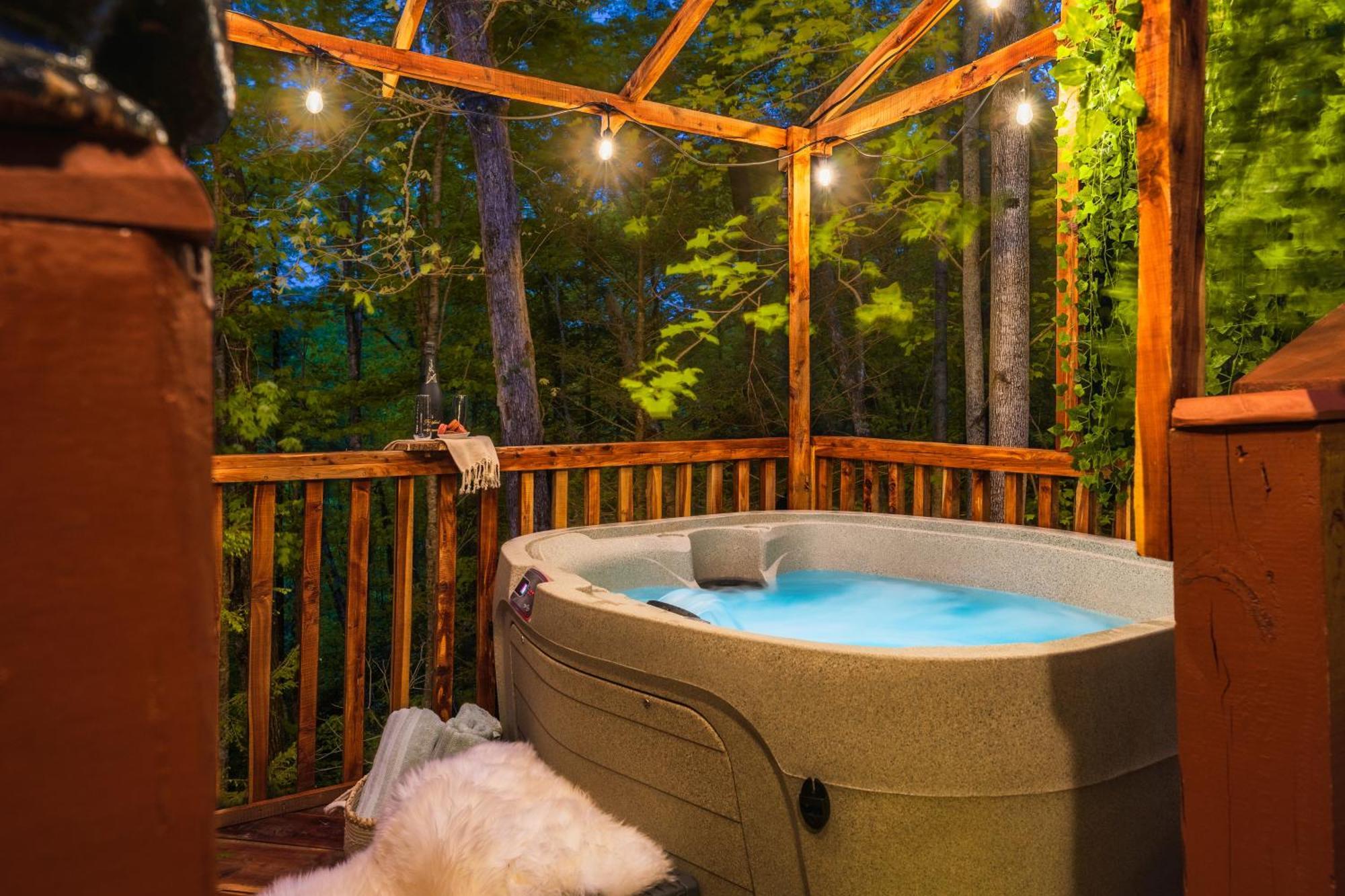Cabin In A Gated Resort With Seasonal Resort Pool Pigeon Forge Luaran gambar