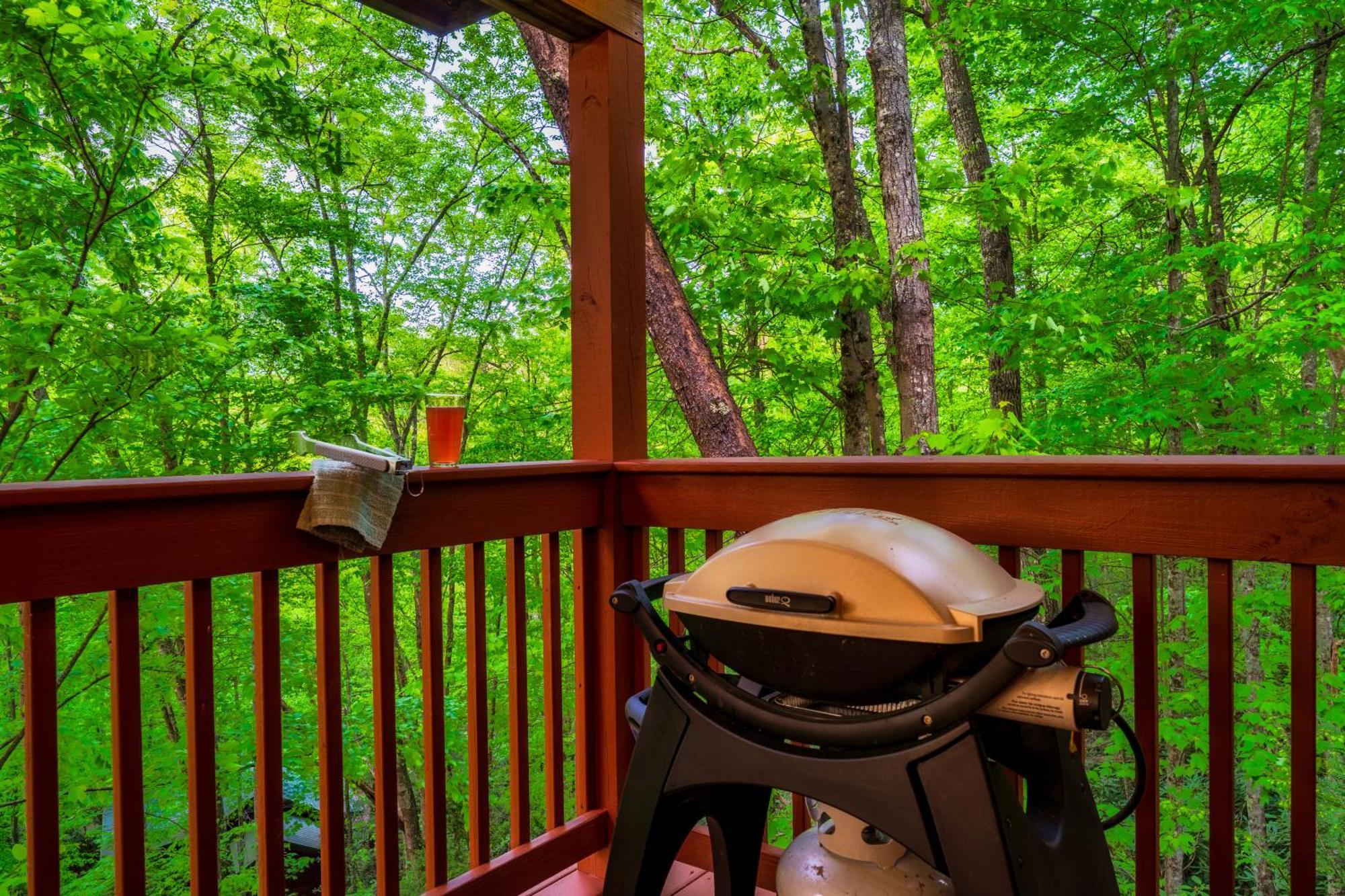 Cabin In A Gated Resort With Seasonal Resort Pool Pigeon Forge Luaran gambar