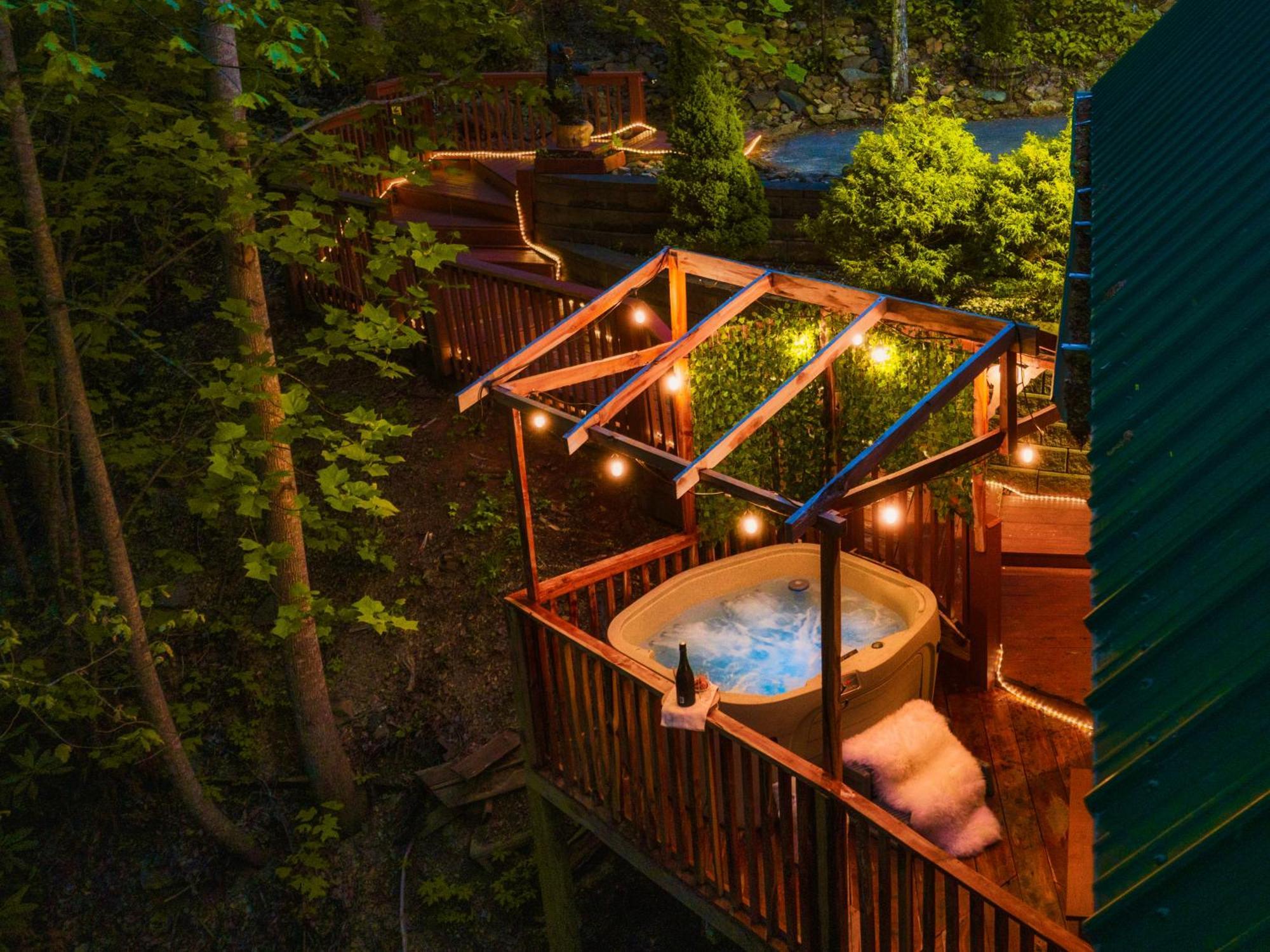 Cabin In A Gated Resort With Seasonal Resort Pool Pigeon Forge Luaran gambar