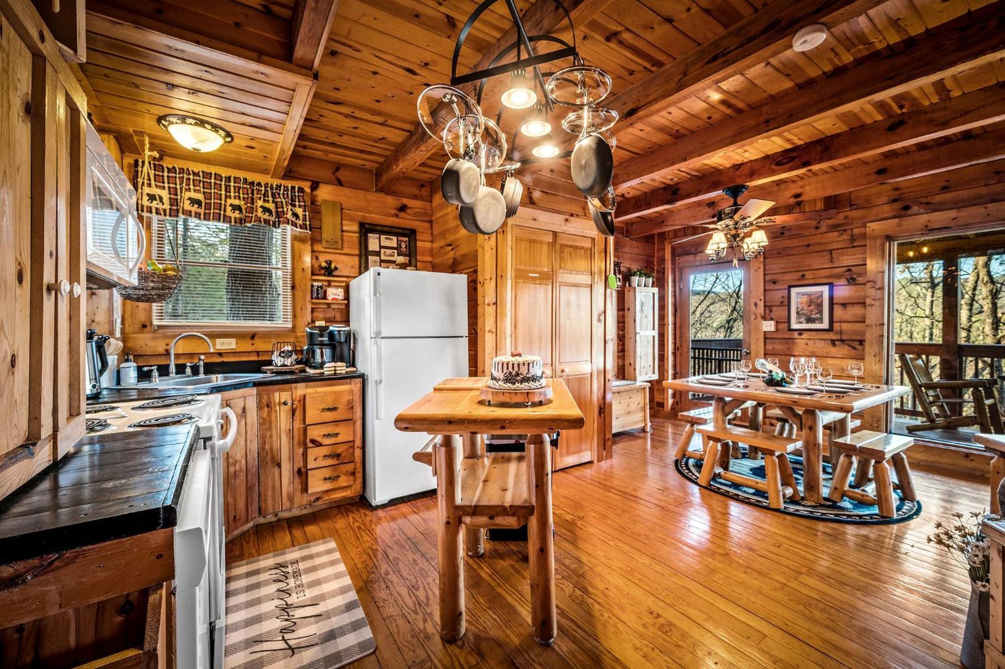Cabin In A Gated Resort With Seasonal Resort Pool Pigeon Forge Luaran gambar